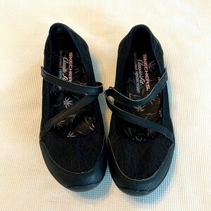 Skechers Classic Fit Air Cooled Memory Foam Size 8 Black
